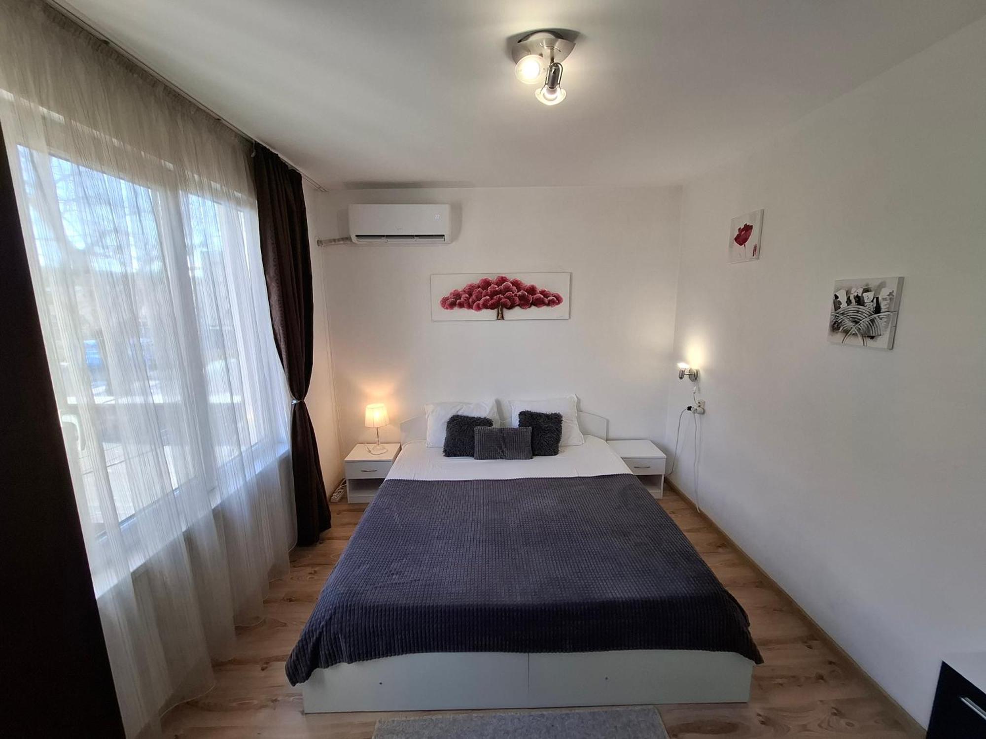 3 Rooms Apartment, Top Center, 1St Floor, Aubg, Free Parking, Pc I5 Ssd, 3 Led Tvs 200 Channels, Wifi, Terrace, Easy-Late Check-In, Stay Before Greece Благоевград Екстериор снимка
